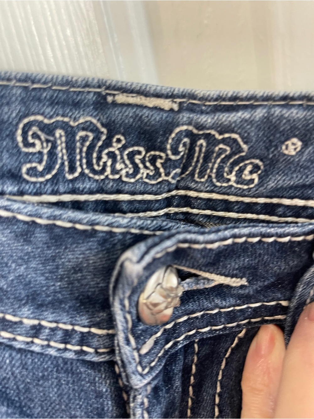 MISS ME Easy Boot Low Rise Jeans Women's Size 28 Blue Y2K Bling - Picture 3 of 9